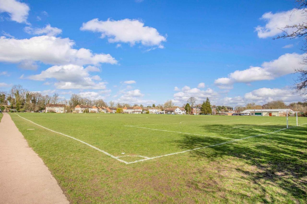 Stunning Character 2Bed Cottage In St Albans Wifi Экстерьер фото